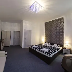  Albergue Brama Old
